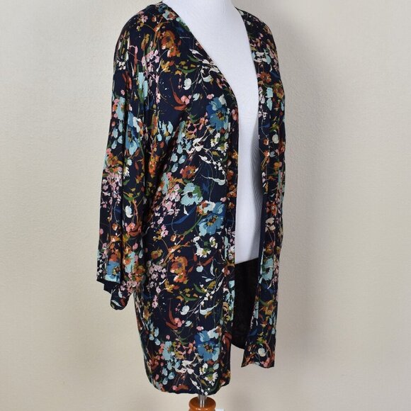 Michael Stars Floral Kimono Top - Picture 4 of 7